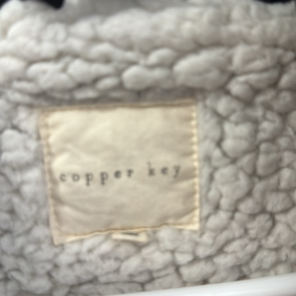 Small lined jacket with hood. Drawstring waist. Copper key brand - Picture 3 of 5